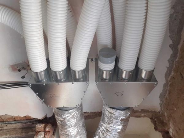 Verteilerkästen für 90-mm-Rohre